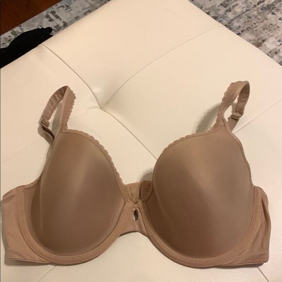 Victoria's Secret 38D Body by Victoria lined perfect coverage w/underwire AS IS - Picture 2 of 8